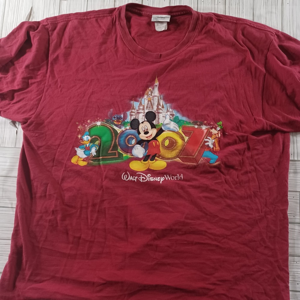 Vintage Walt Disney World 2007 Mickey Mouse Donald Goofy Red T-Shirt Mens XL
